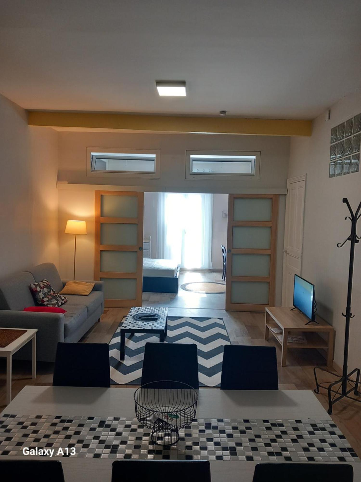 T3 Pratique, Garage Gratuit, Esprit Auber Διαμέρισμα Μπεζιέ Εξωτερικό φωτογραφία